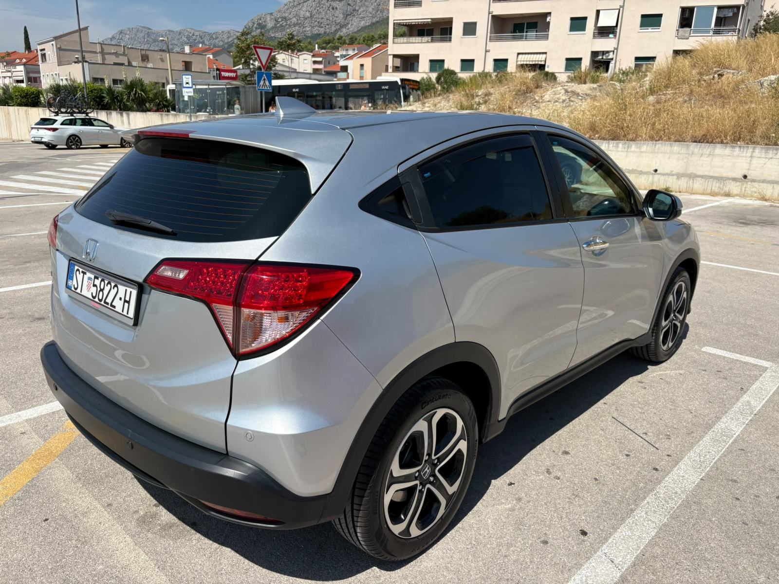 Honda HR-V 1.6 i-DTEC Elegance Navi, fotografija 4