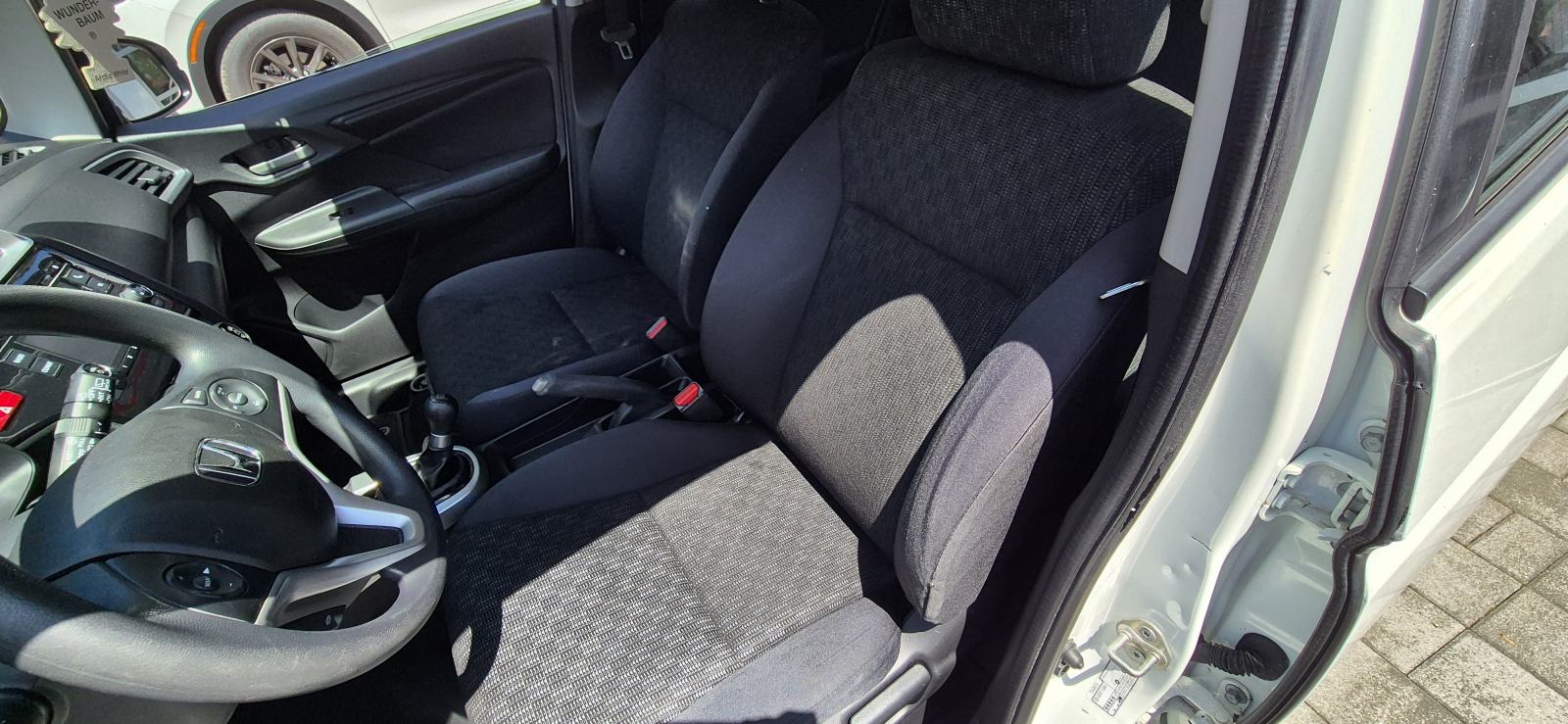 Honda Jazz 1,3i Trend, reg. godinu dana!, fotografija 8