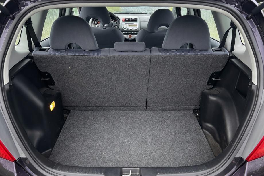 Honda Jazz 1,4 KLIMA STARI DOBRI VJECNI MOTOR; SERVISIRAN AUTO, pogled izvana - slika 4