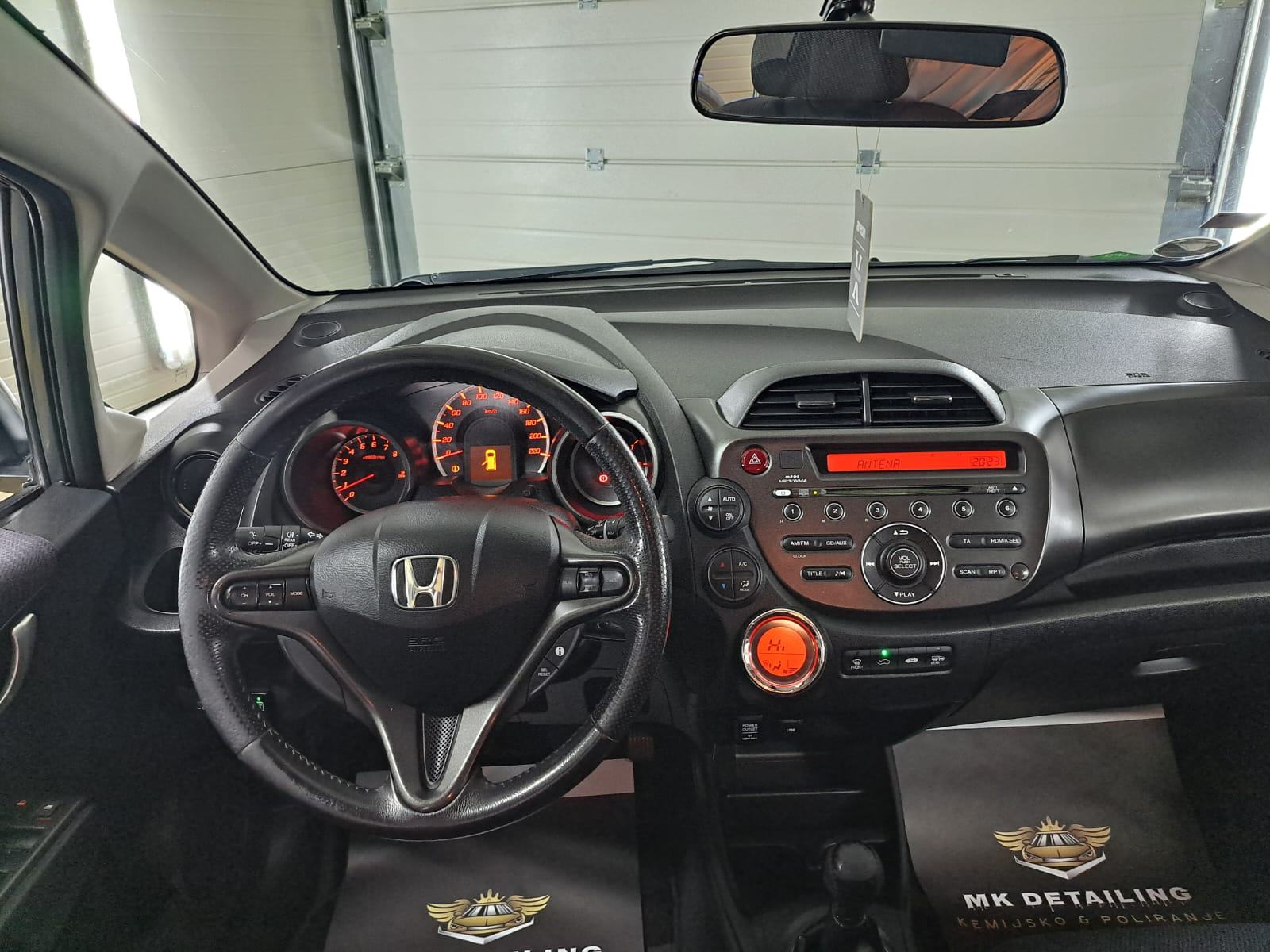 Honda Jazz 1,4 sa plinom, fotografija 8