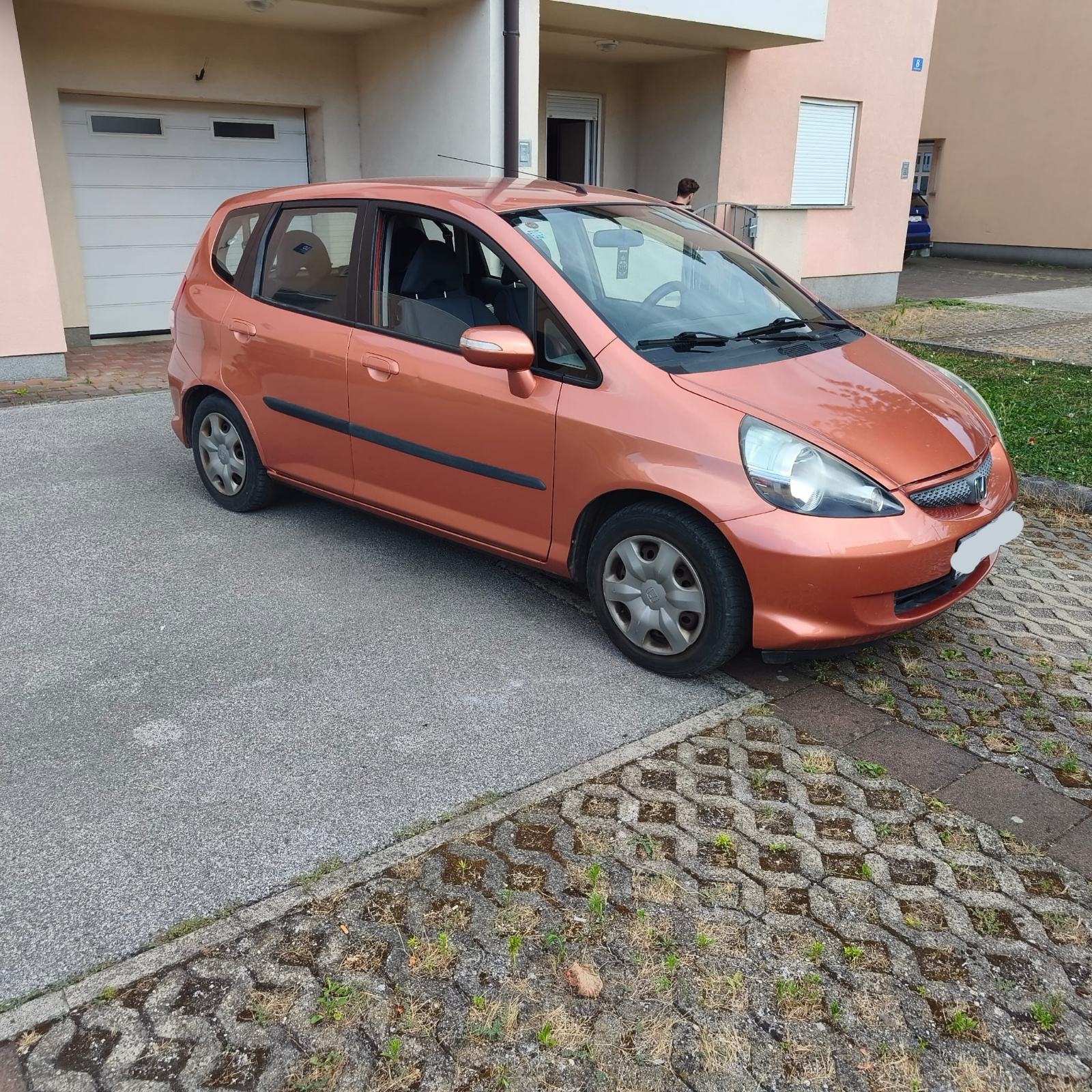 Honda Jazz 1,4 reg. do 07/27, fotografija 3