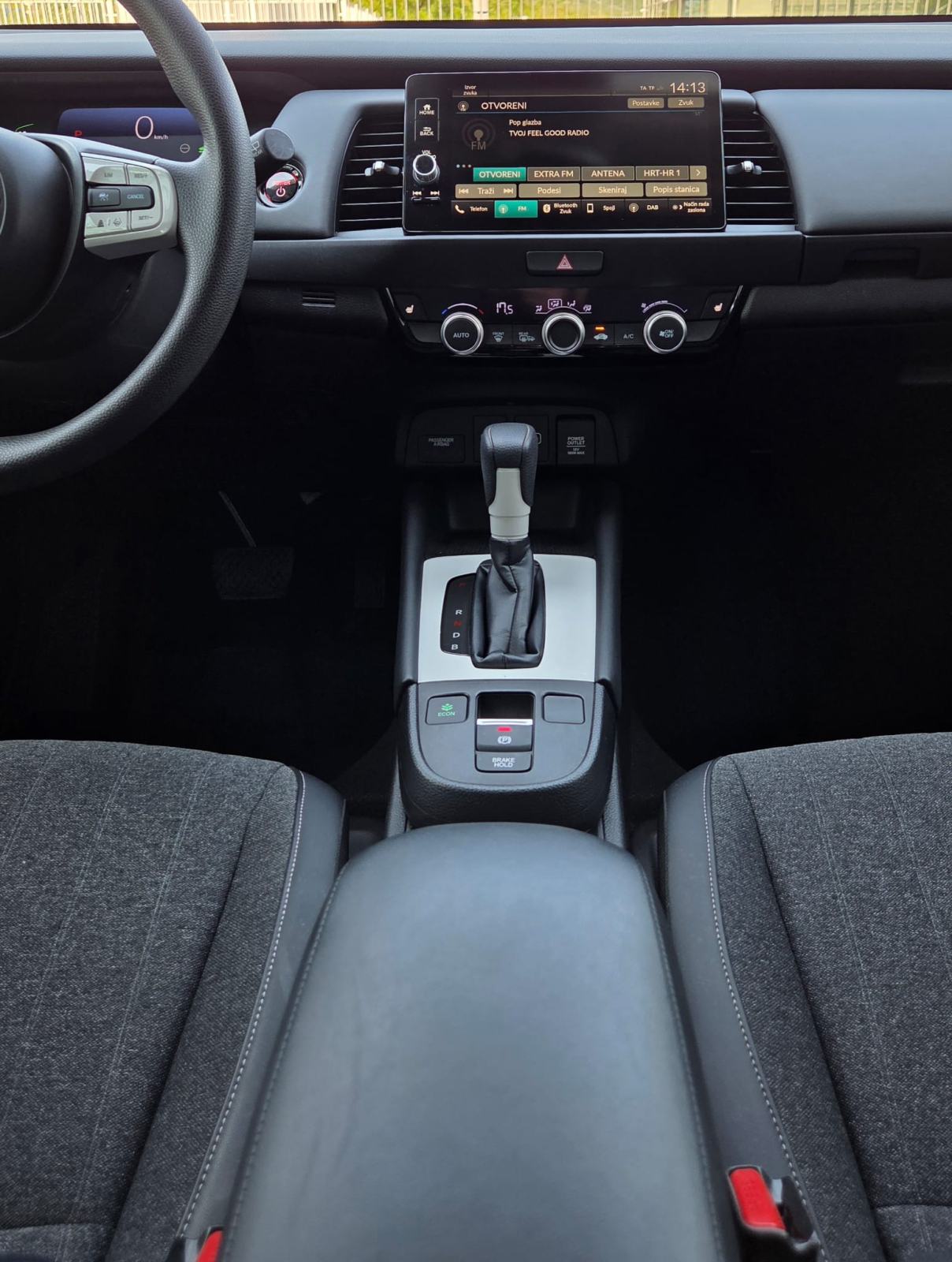 HONDA JAZZ 1,5 AUTOMATIK*FULL HYBRID*ELEGANCE***7.000 KM***GARANCIJA*, fotografija 19