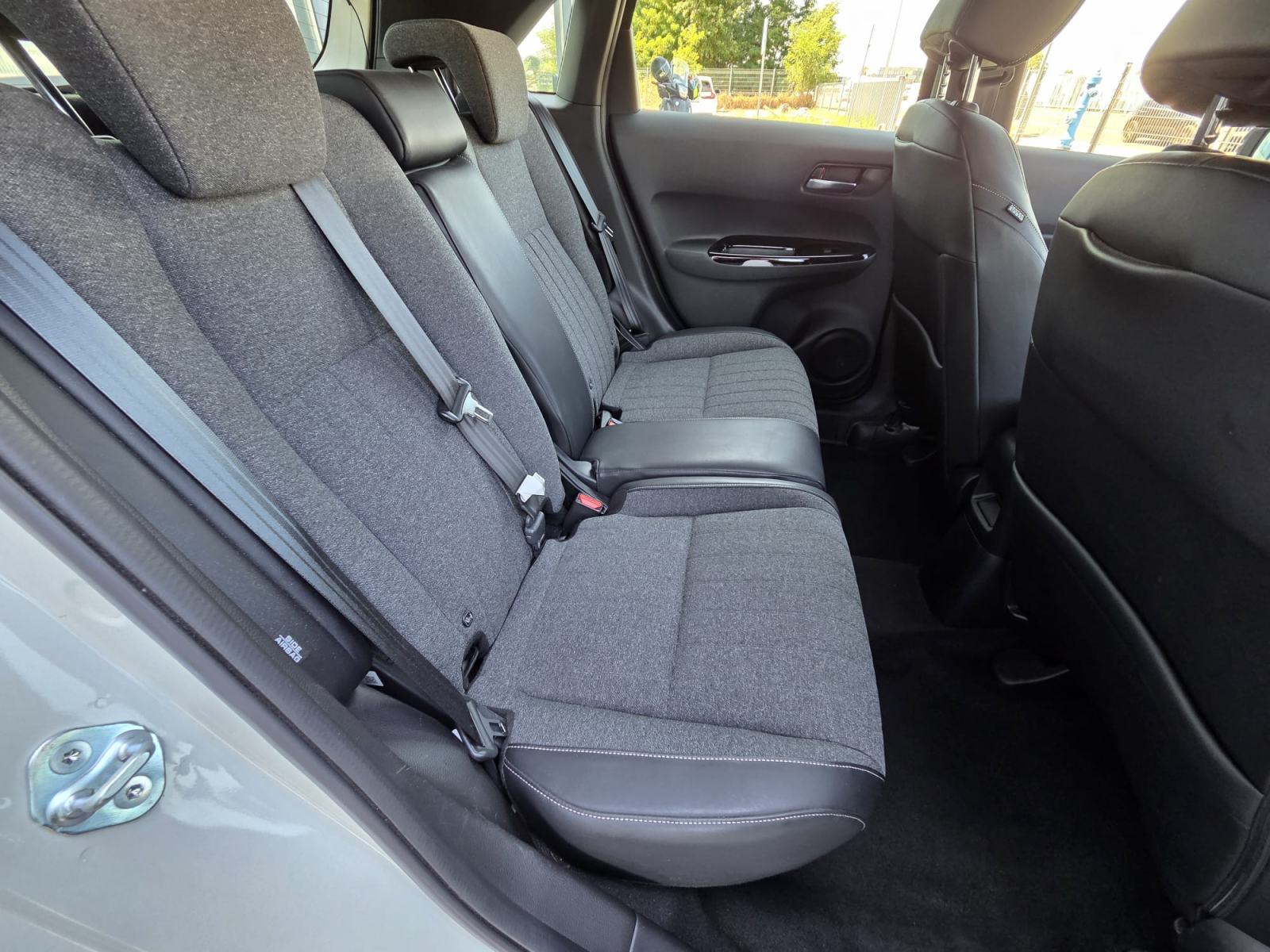 HONDA JAZZ 1,5 AUTOMATIK*FULL HYBRID*ELEGANCE***7.000 KM***GARANCIJA*, fotografija 13