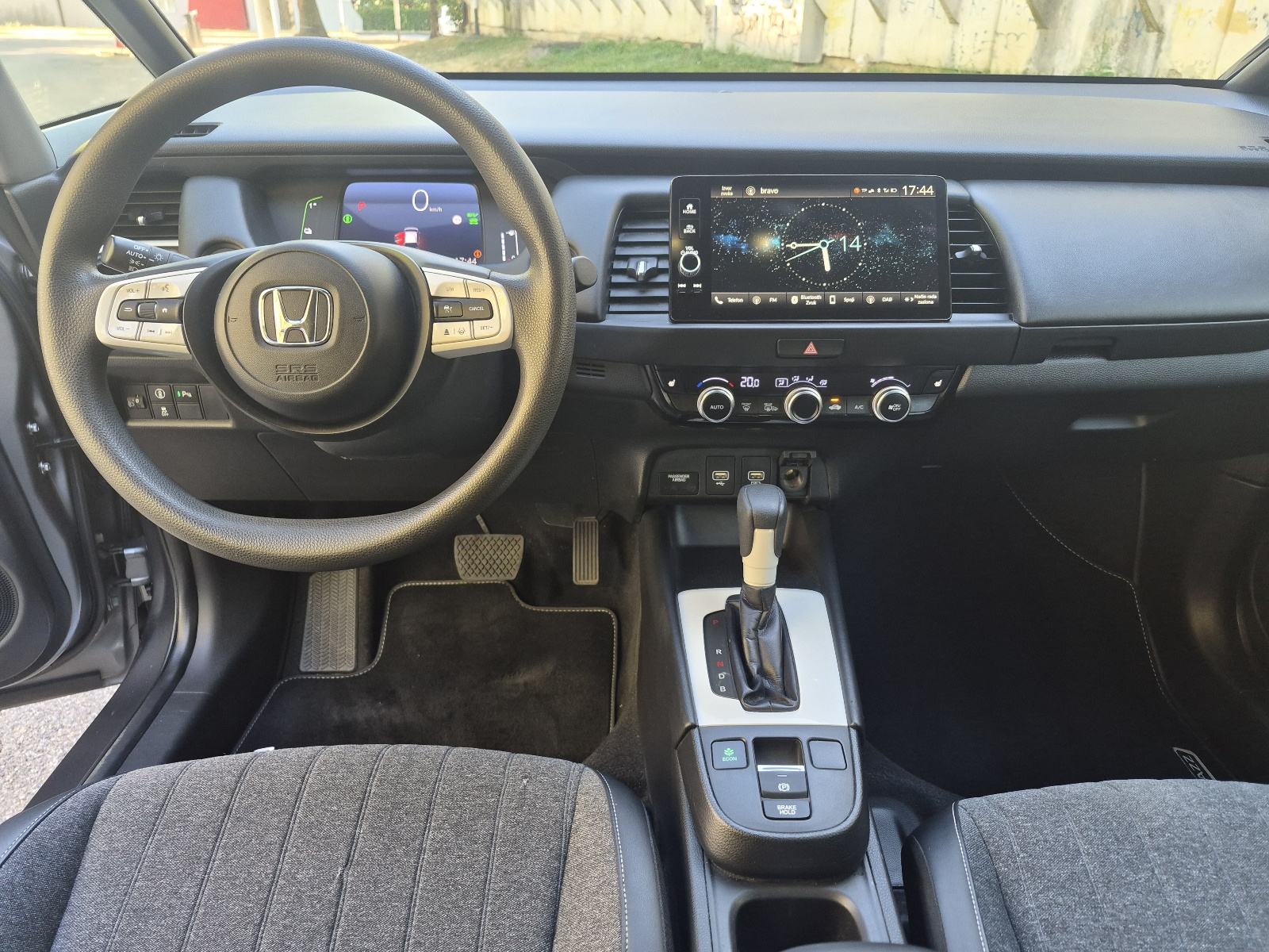 Honda jazz Hibrid, fotografija 11