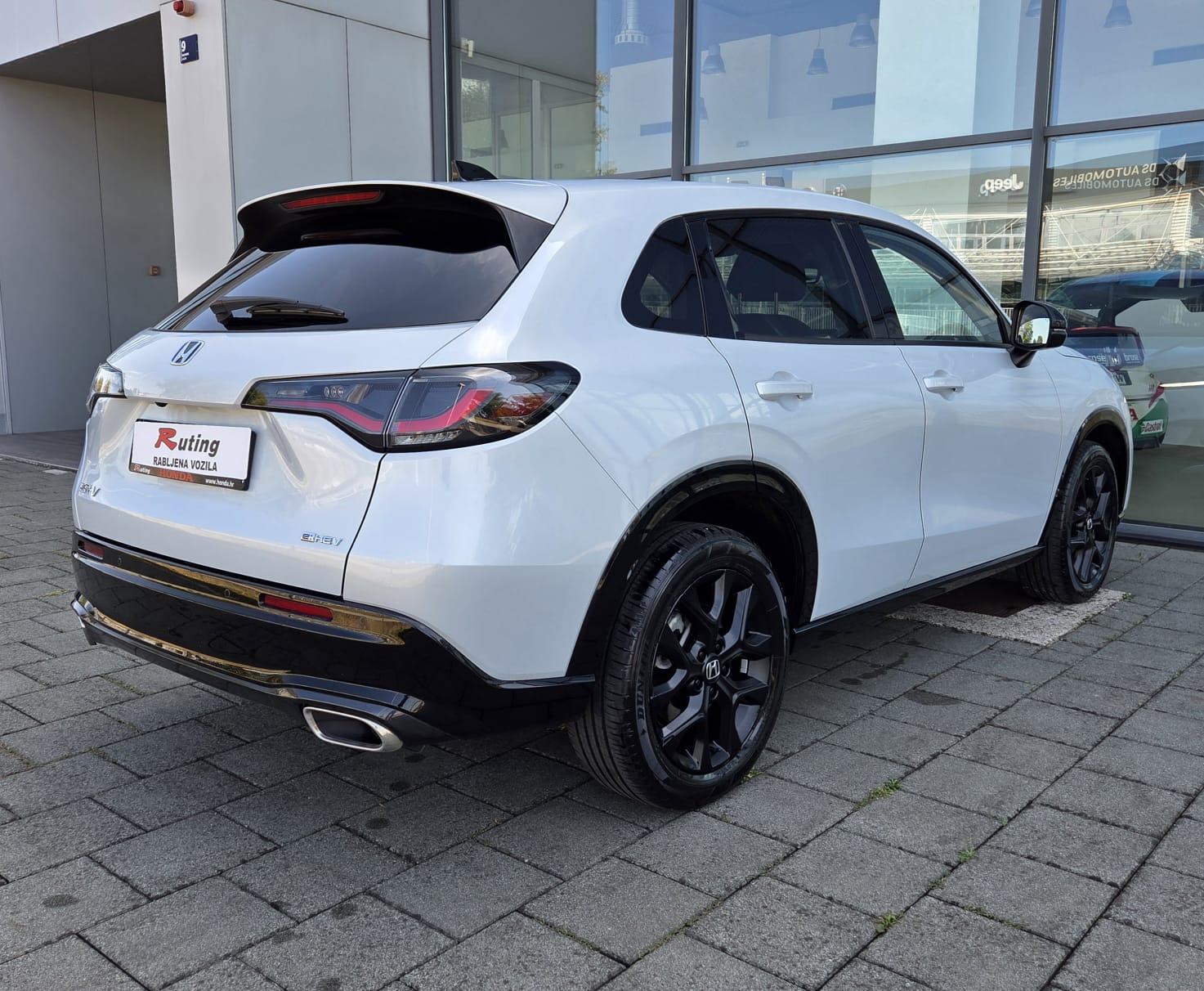 HONDA ZR-V 2.0*FULL HYBRID*SPORT* AUTOMATIK*17.388KM*REG DO:01/2027*, fotografija 4