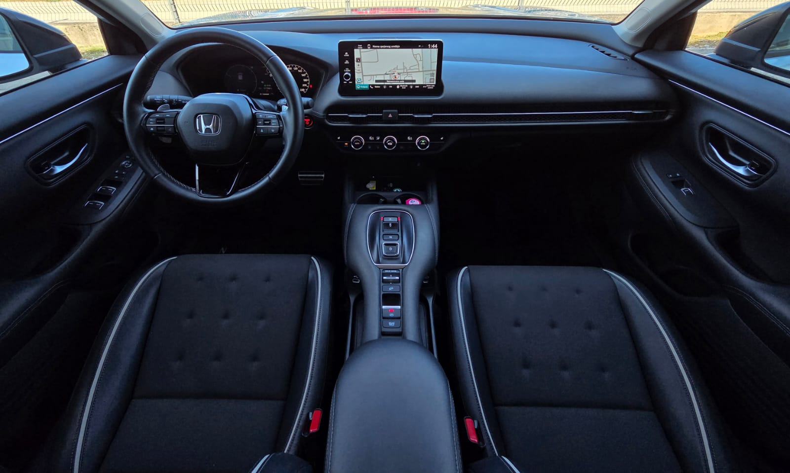 HONDA ZR-V 2.0*FULL HYBRID*SPORT* AUTOMATIK*17.388KM*REG DO:01/2027*, fotografija 7