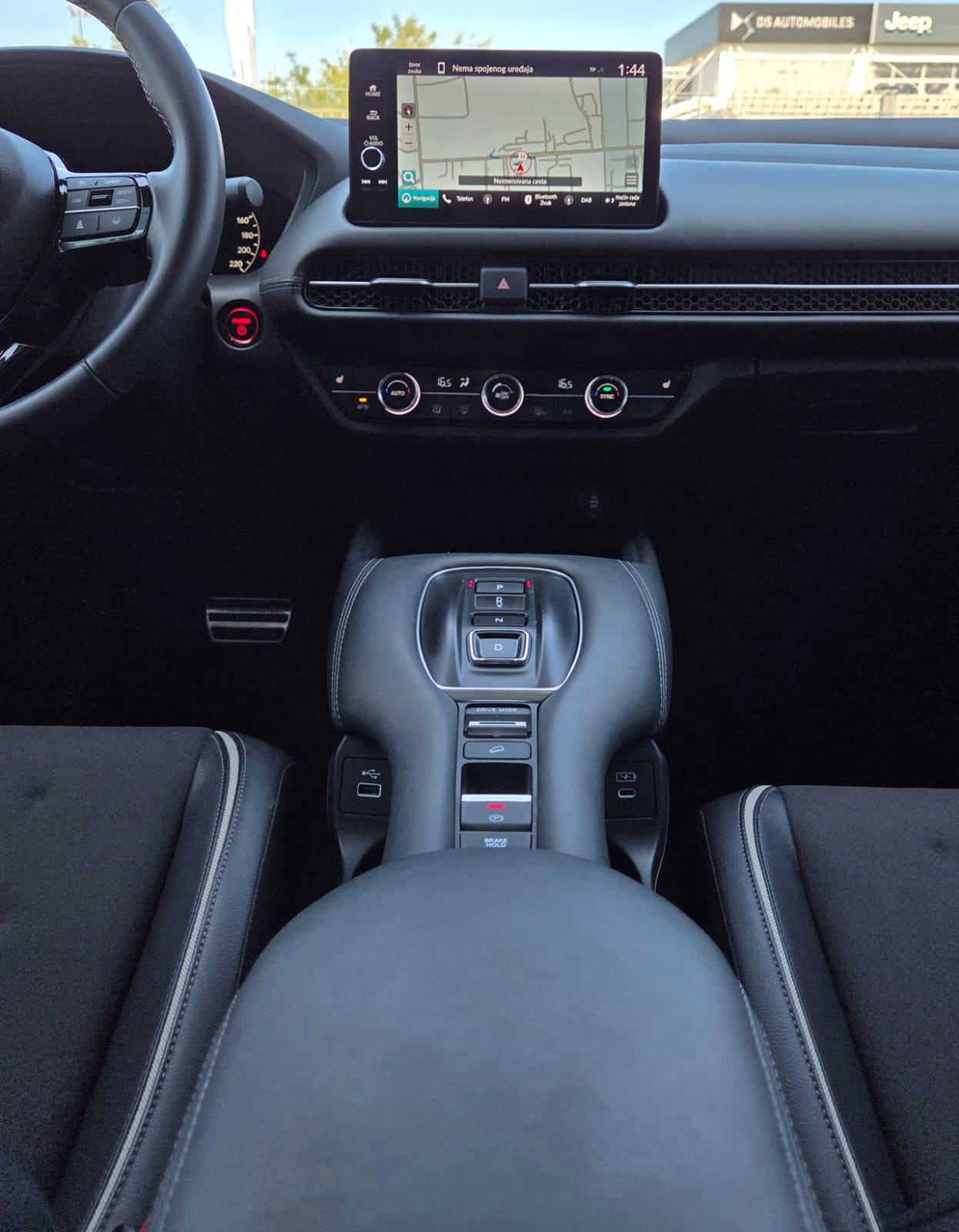 HONDA ZR-V 2.0*FULL HYBRID*SPORT* AUTOMATIK*17.388KM*REG DO:01/2027*, fotografija 19