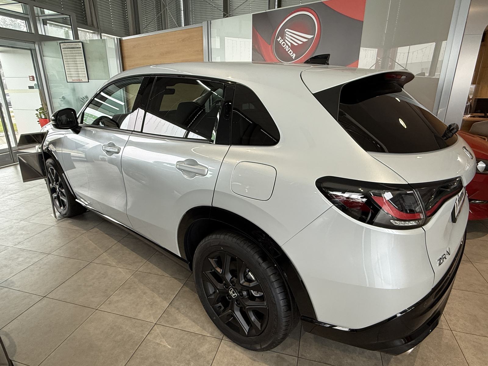 Honda ZR-V 2,0 Full Hybrid Sport, fotografija 4