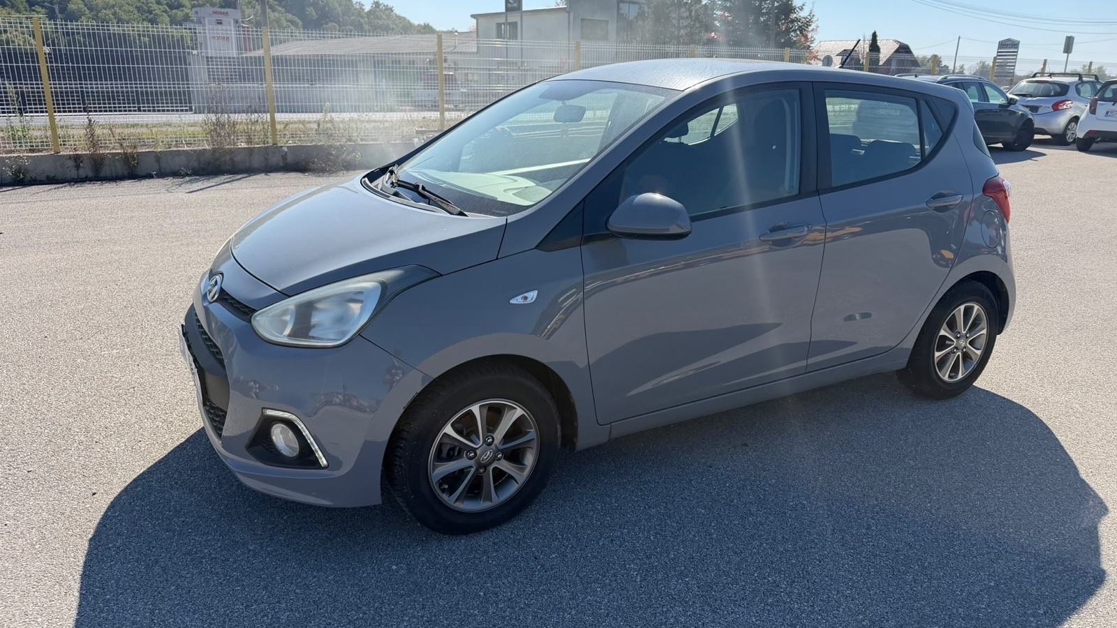 Hyundai i 10, fotografija 1