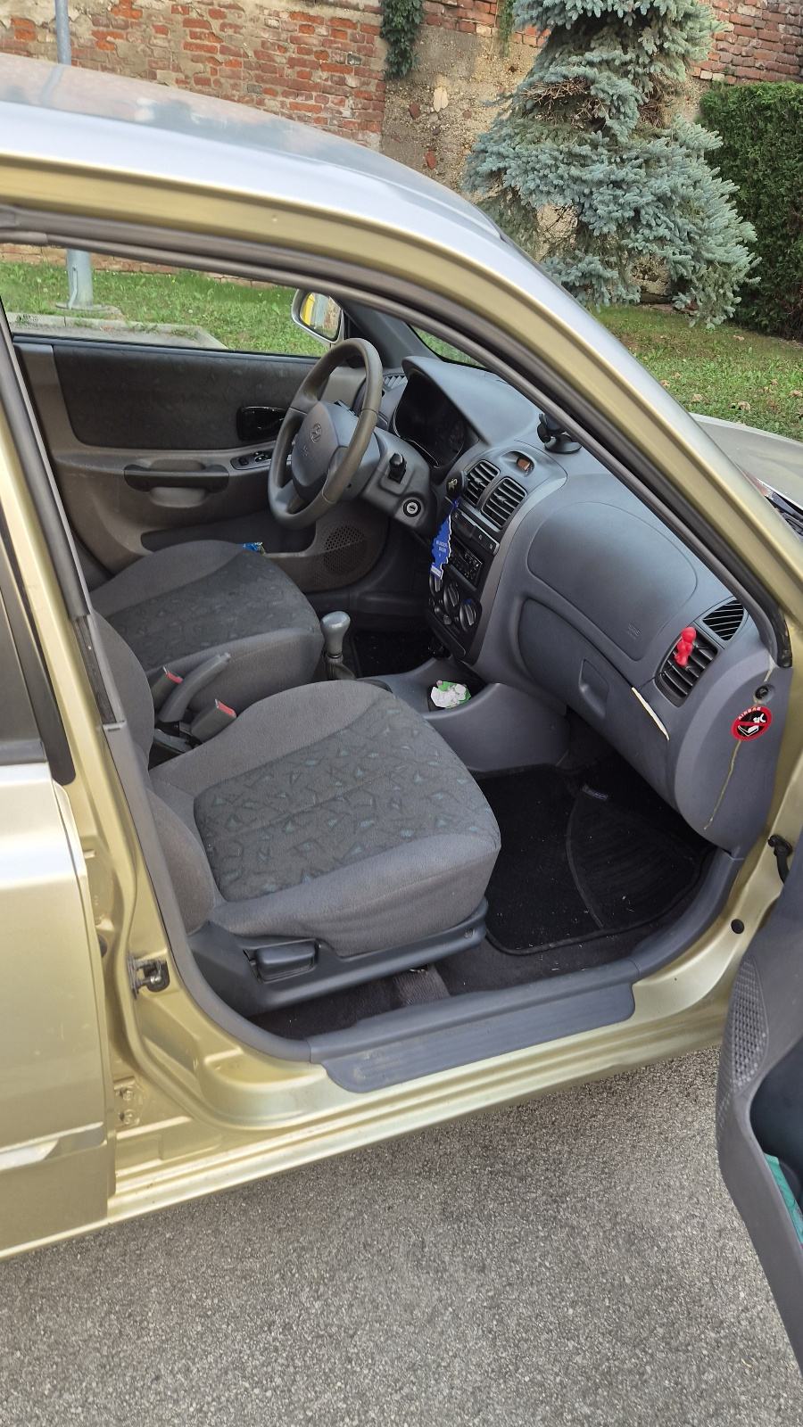 Hyundai Accent 1,3 GLS, fotografija 5