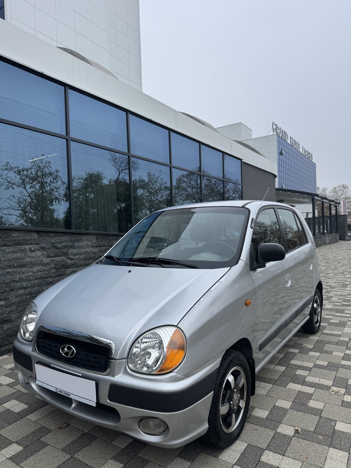 Hyundai Atos 1,0 - HR AUTO - PRVI VLASNIK - V SERVIS - PRILIKA !!, fotografija 4