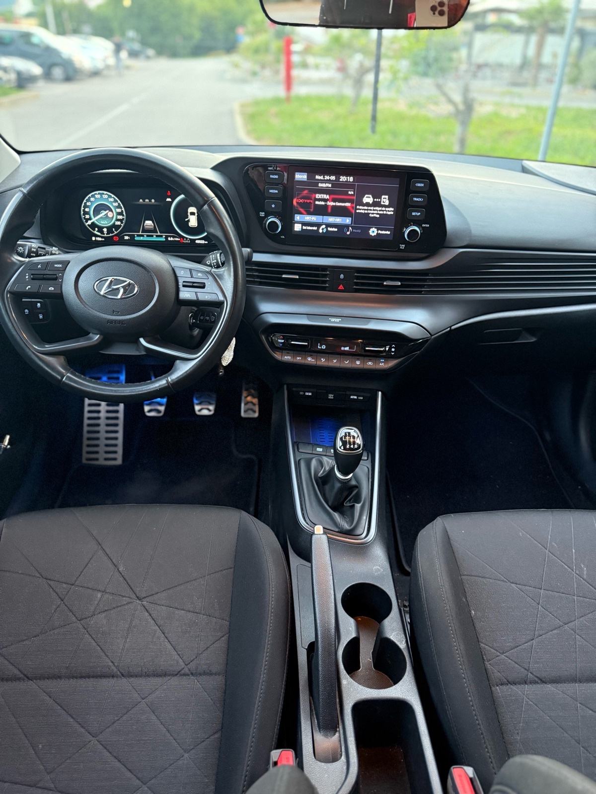 Hyundai Bayon 1,0 T-GDI Navi,Led,Kamera,Zamjena!!, fotografija 11