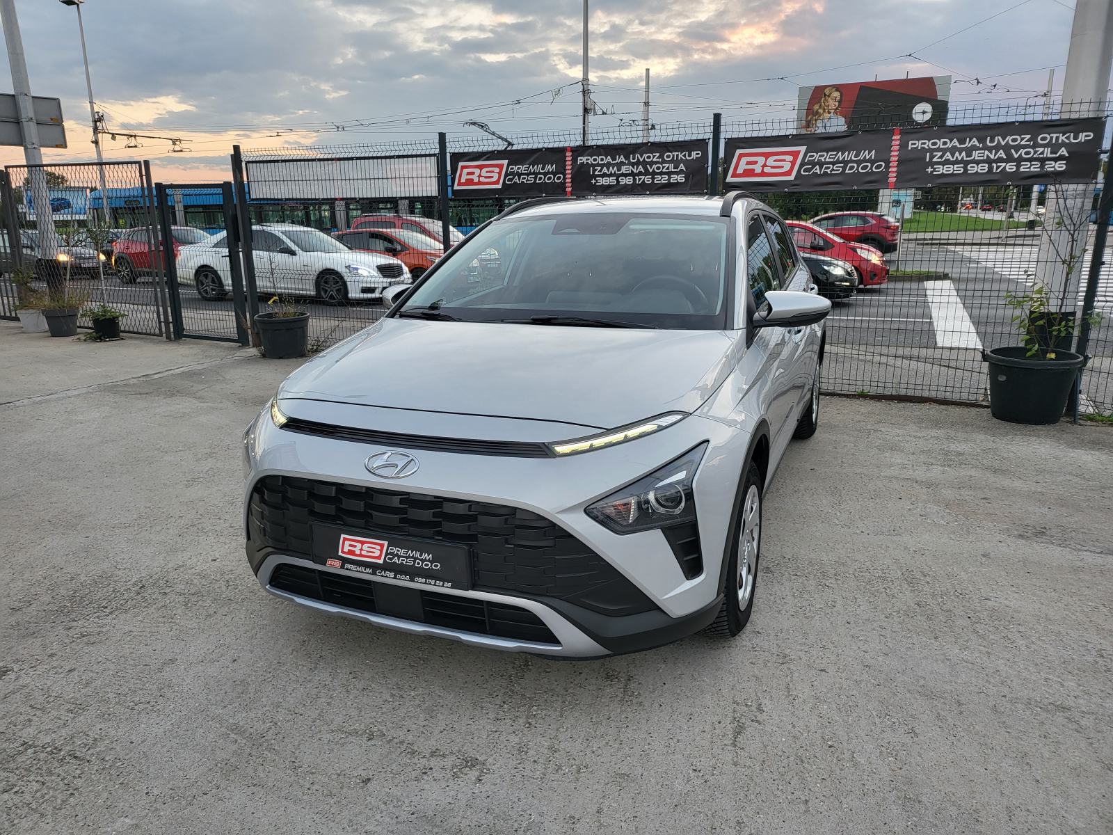 HYUNDAI BAYON 1,2 COMFORT, 85 TKM, HR AUTO, REGA 1G, 5G GAR,METALIK,AC, pogled izvana - slika 1