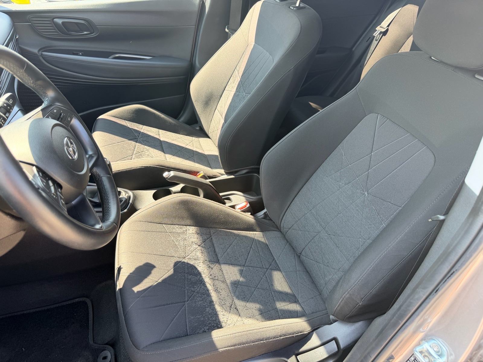 Hyundai Bayon 1,2 MPI*ODLICNO STANJE*, fotografija 10