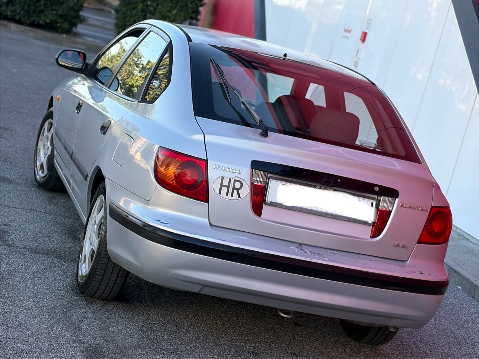 HYUNDAI ELANTRA 1.6 GL 150.000 KM PRVI VLASNIK !!!, pogled izvana - slika 2