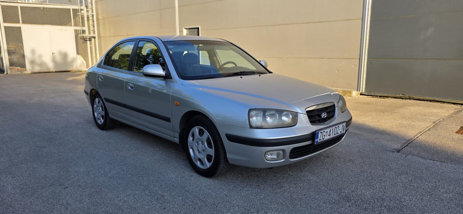 Hyundai Elantra 1,6 GLS reg. do 07/27, Vrlo dobro stanje, fotografija 7