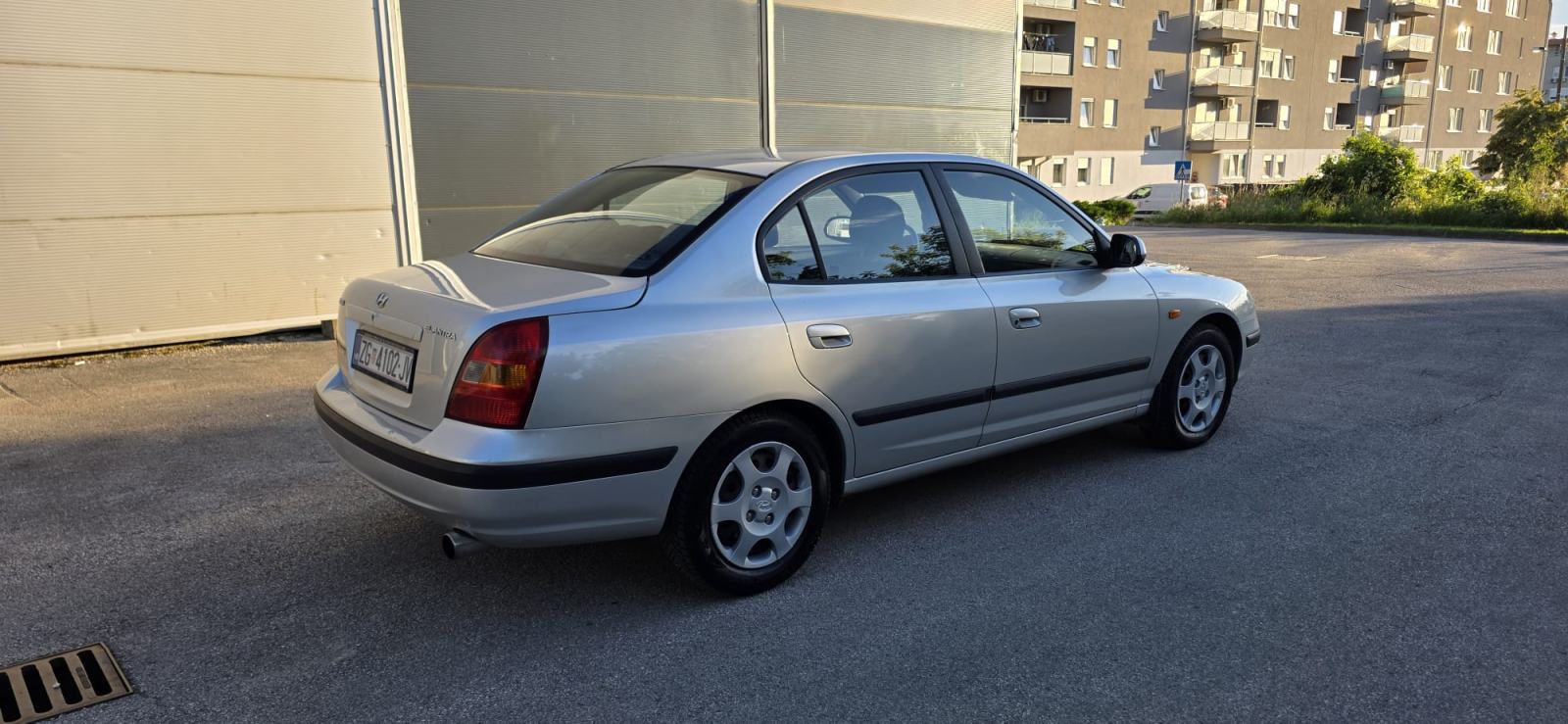 Hyundai Elantra 1,6 GLS reg. do 07/27, Vrlo dobro stanje, fotografija 12