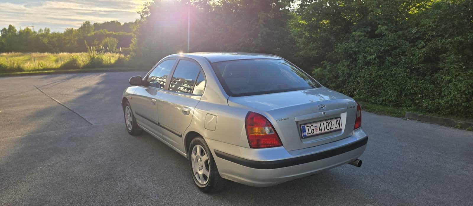 Hyundai Elantra 1,6 GLS reg. do 07/27, Vrlo dobro stanje, fotografija 16