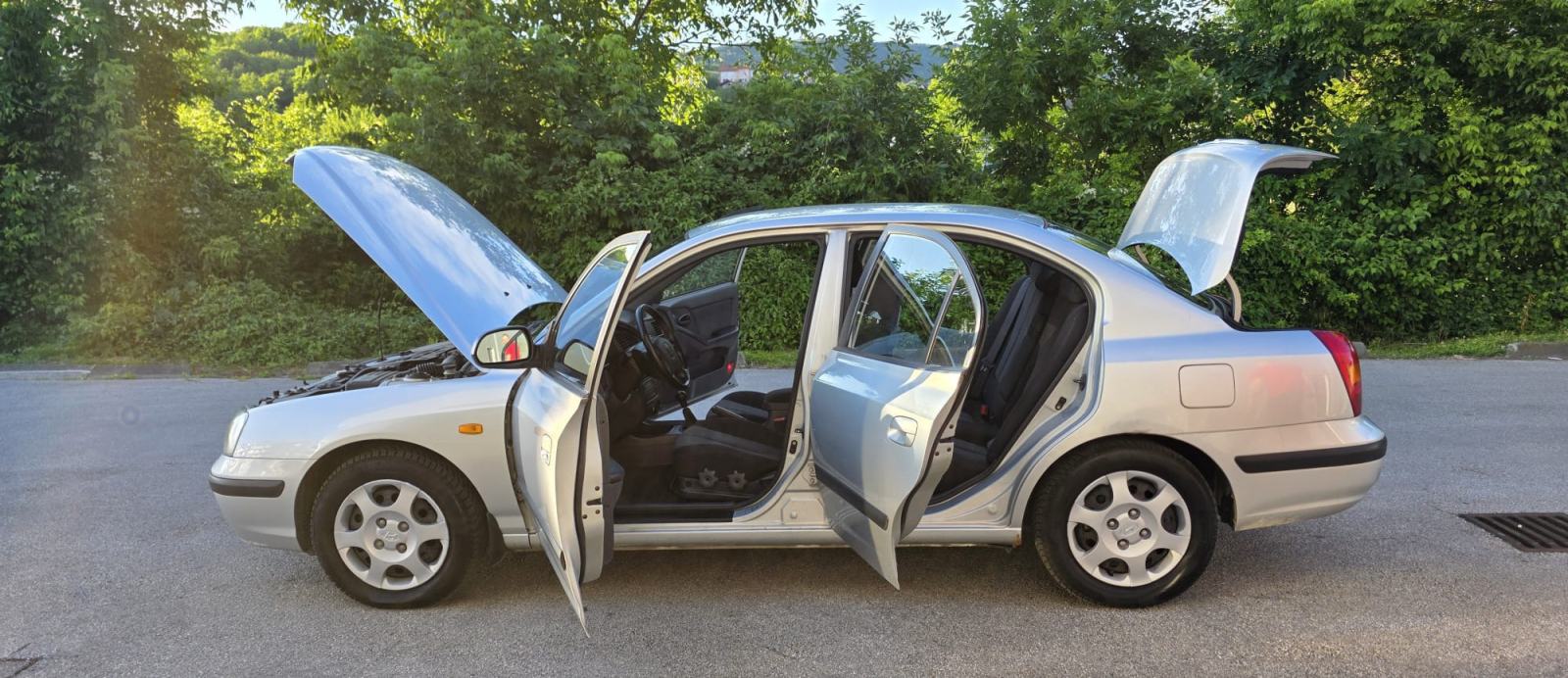Hyundai Elantra 1,6 GLS reg. do 07/27, Vrlo dobro stanje, fotografija 18