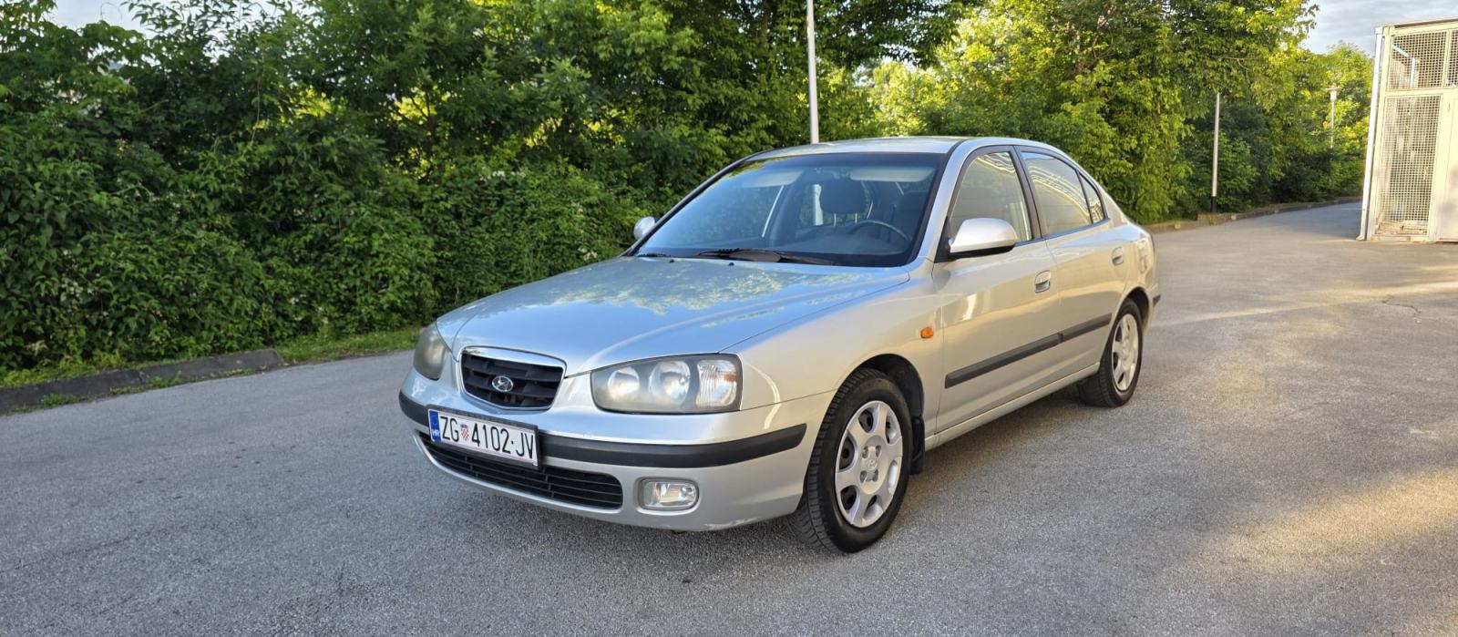 Hyundai Elantra 1,6 GLS reg. do 07/27, Vrlo dobro stanje, pogled izvana - slika 2