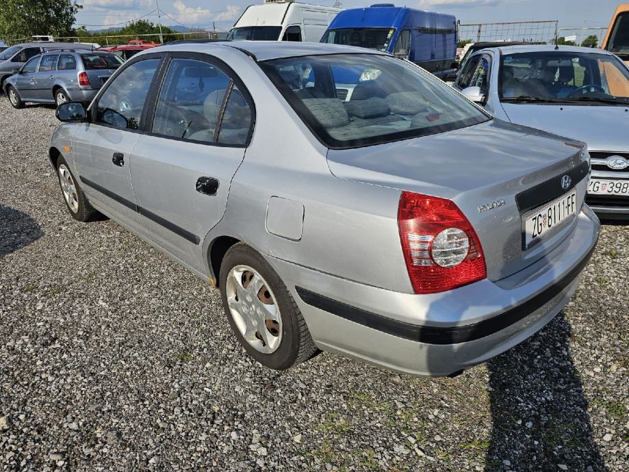 Hyundai Elantra 1,6, fotografija 4