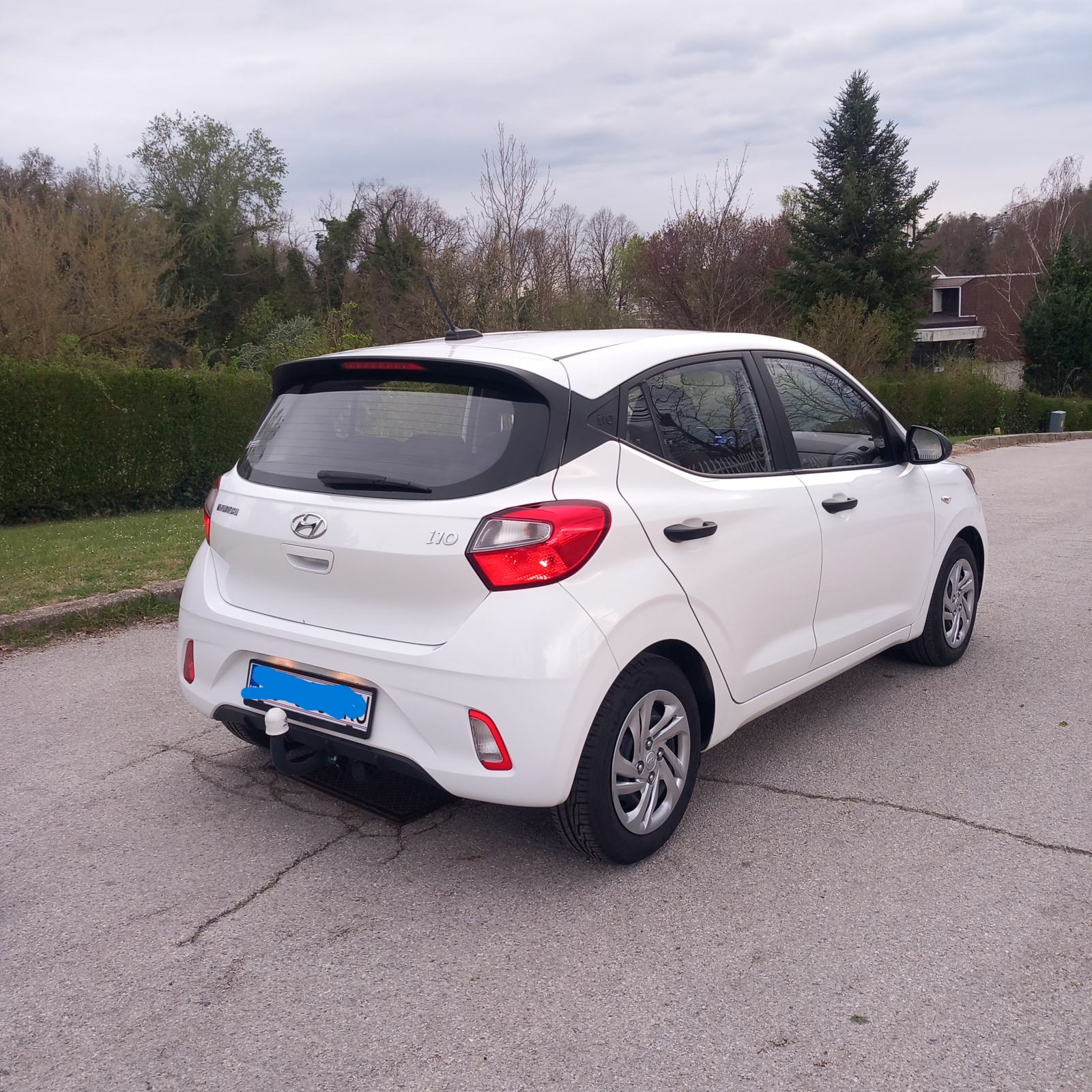 Hyundai i10, uredno servisiran, registriran do 02/2027, leasing, u PDV, fotografija 3