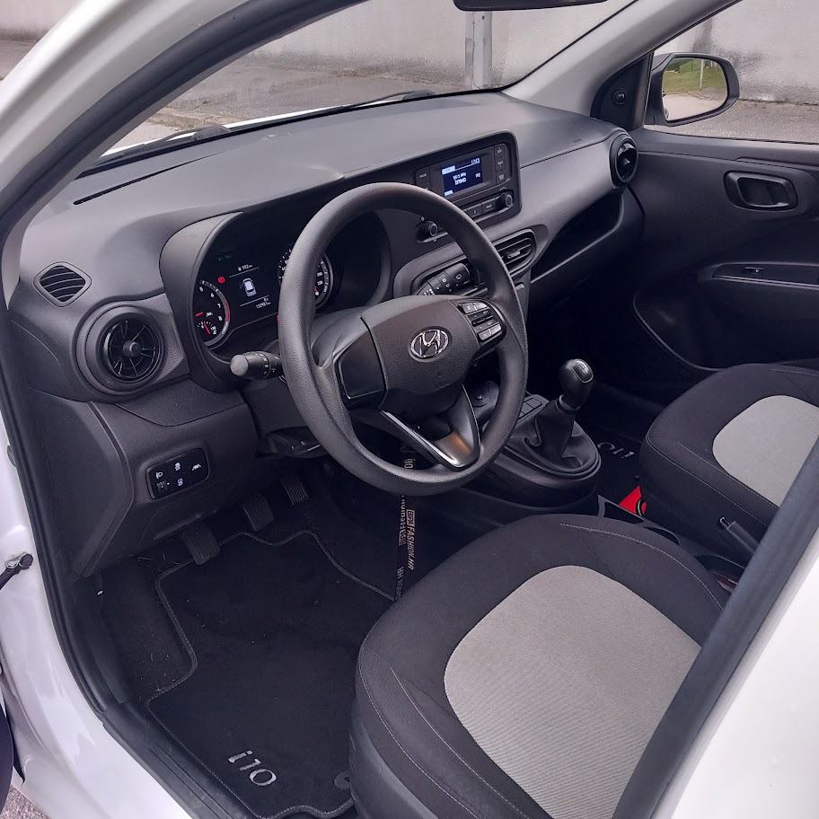 Hyundai i10, uredno servisiran, registriran do 02/2027, leasing, u PDV, fotografija 6