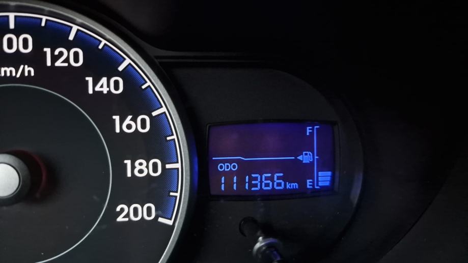Hyundai i10 1,0 iLike LJETNA RASPRODAJA SAMO 3950 EURA, fotografija 11