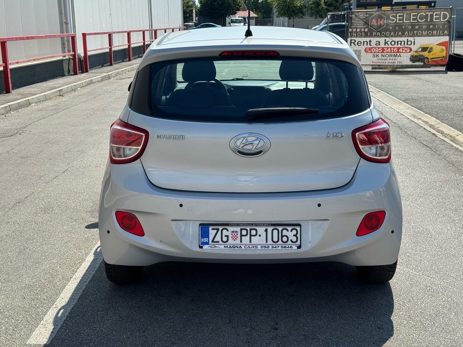Hyundai i10 1,0 KLIMA, fotografija 7
