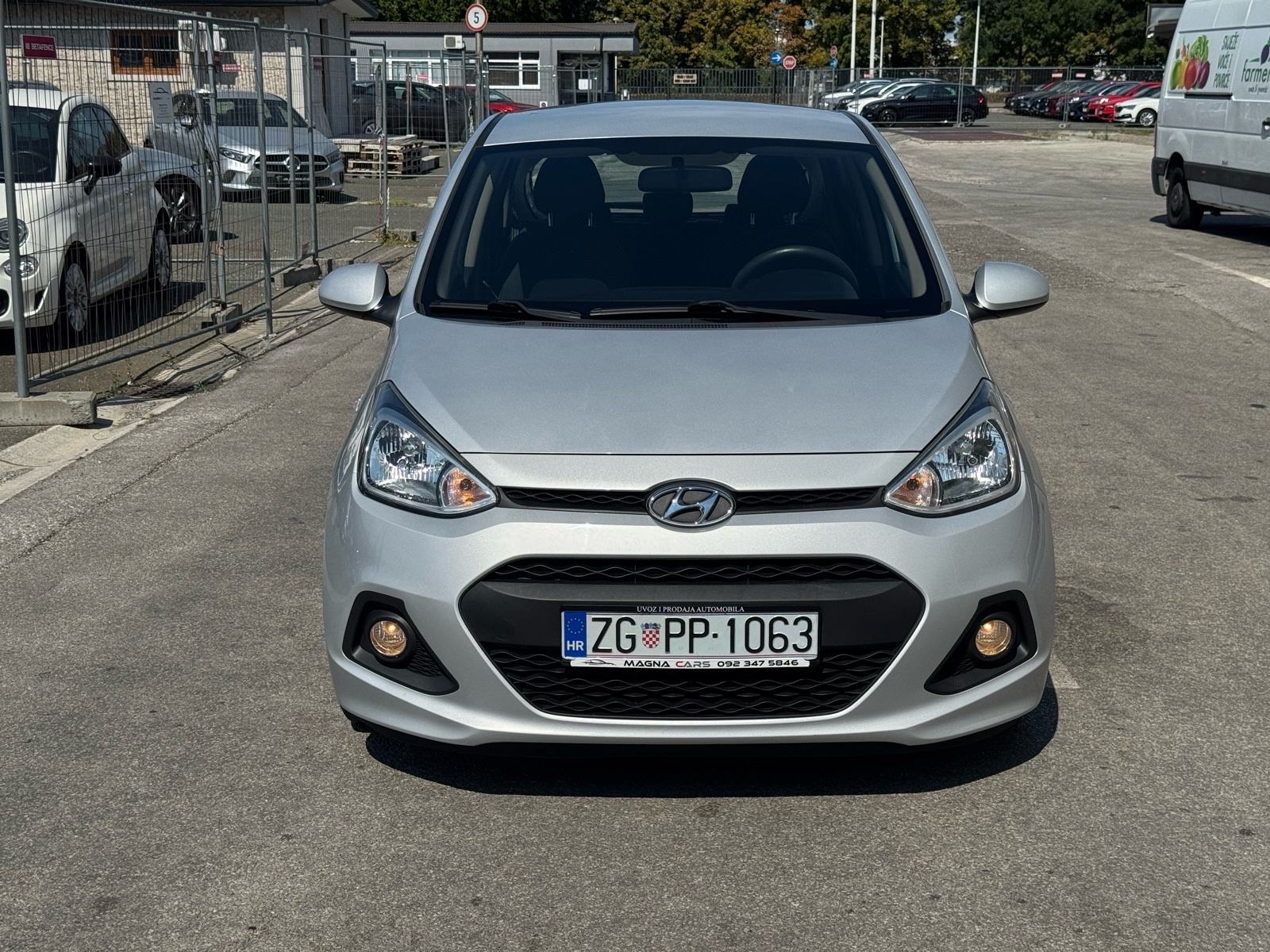 Hyundai i10 1,0 KLIMA, fotografija 8