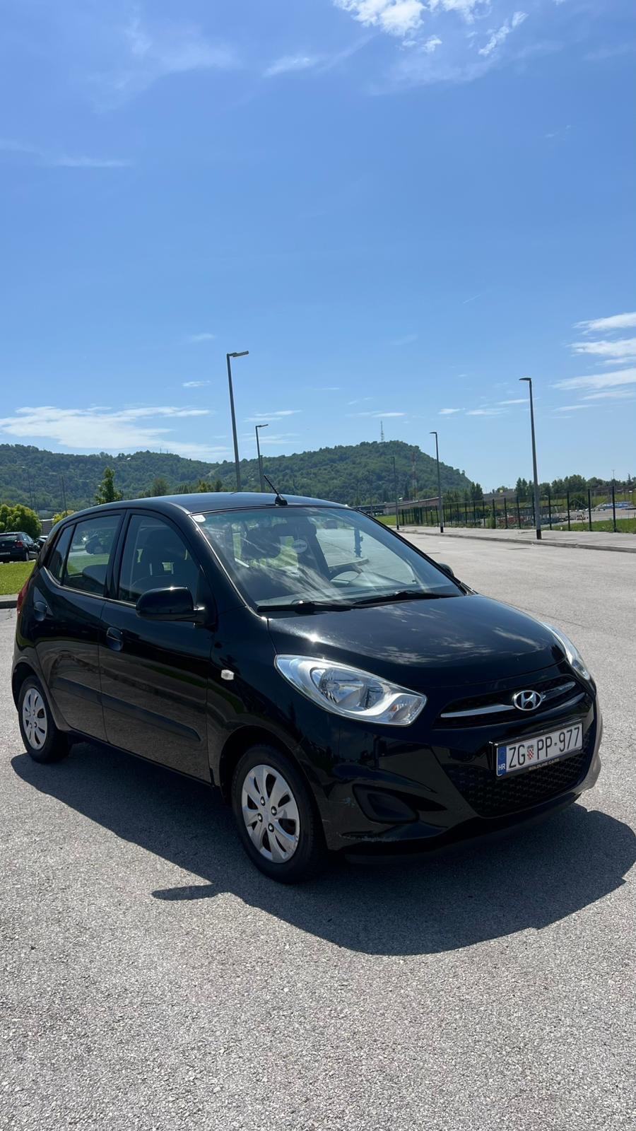 Hyundai i10 1,1 ** KLIMA**, fotografija 3
