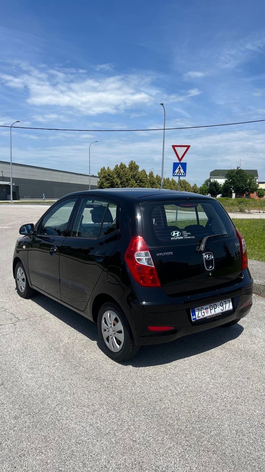 Hyundai i10 1,1 ** KLIMA**, fotografija 7