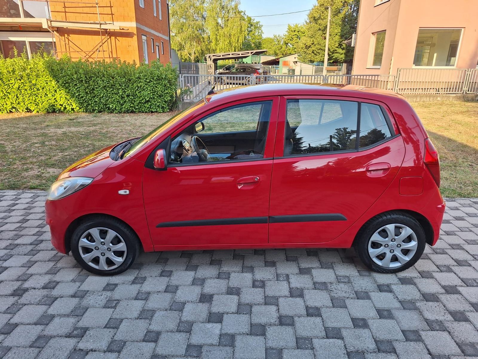 Hyundai i10 1,1 **KLIMA**, fotografija 7