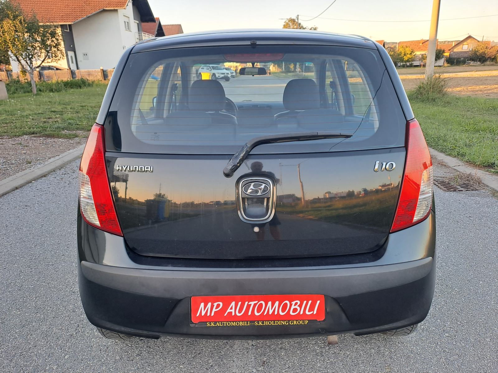Hyundai i10 1,1i-2009god.mod-KLIMA-142tkm,servo,5vrata,centralnKARTICE, fotografija 7