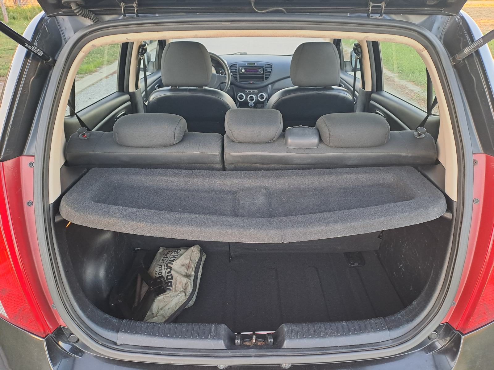 Hyundai i10 1,1i-2009god.mod-KLIMA-142tkm,servo,5vrata,centralnKARTICE, fotografija 8