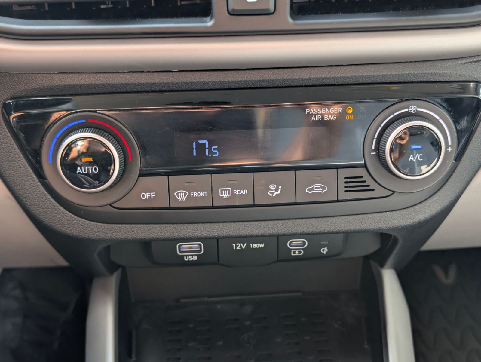 Hyundai i10 1,2 Premium, fotografija 10