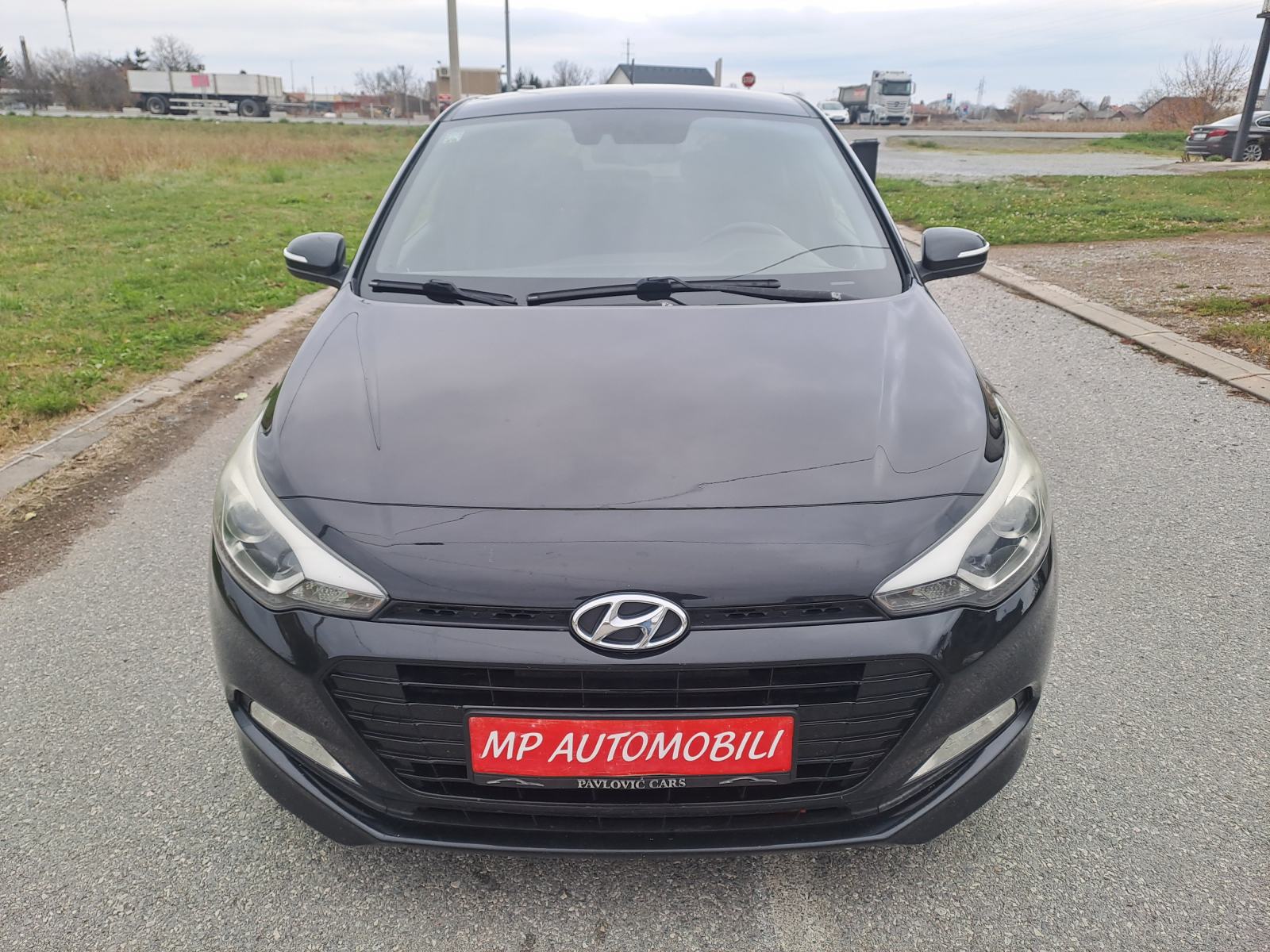 Hyundai i20 1,0 T-GDI-2017gd.md-NAVlGAClJA-climatronic,xenon,alu,KARTl, fotografija 2