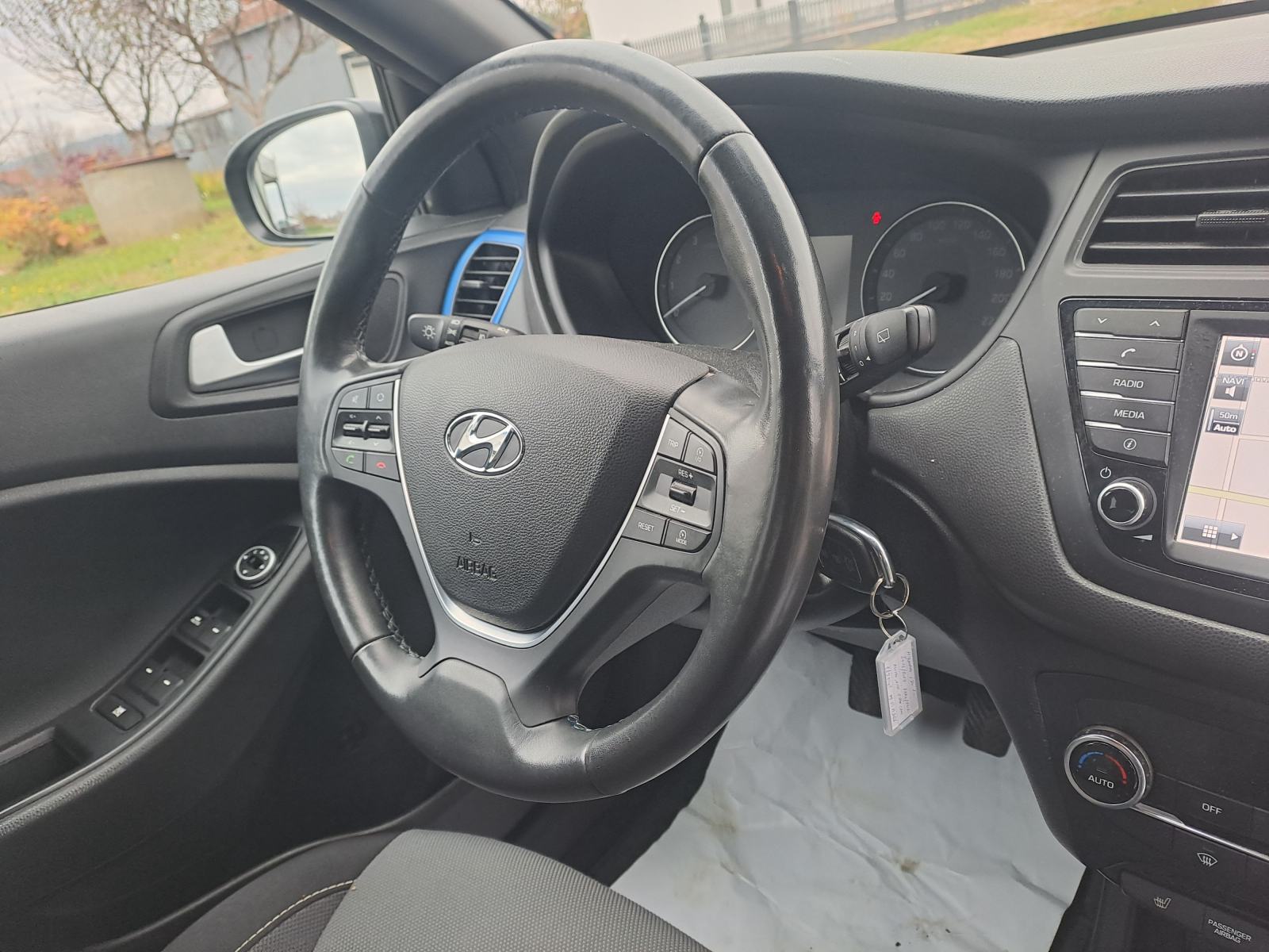 Hyundai i20 1,0 T-GDI-2017gd.md-NAVlGAClJA-climatronic,xenon,alu,KARTl, fotografija 11