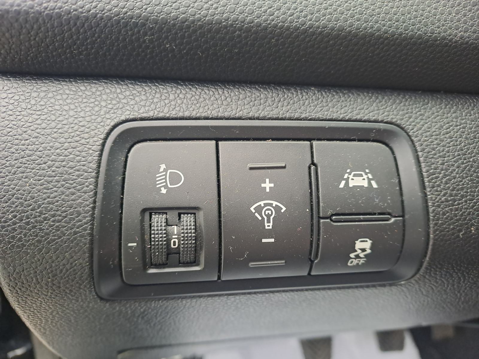 Hyundai i20 1,0 T-GDI-2017gd.md-NAVlGAClJA-climatronic,xenon,alu,KARTl, fotografija 14