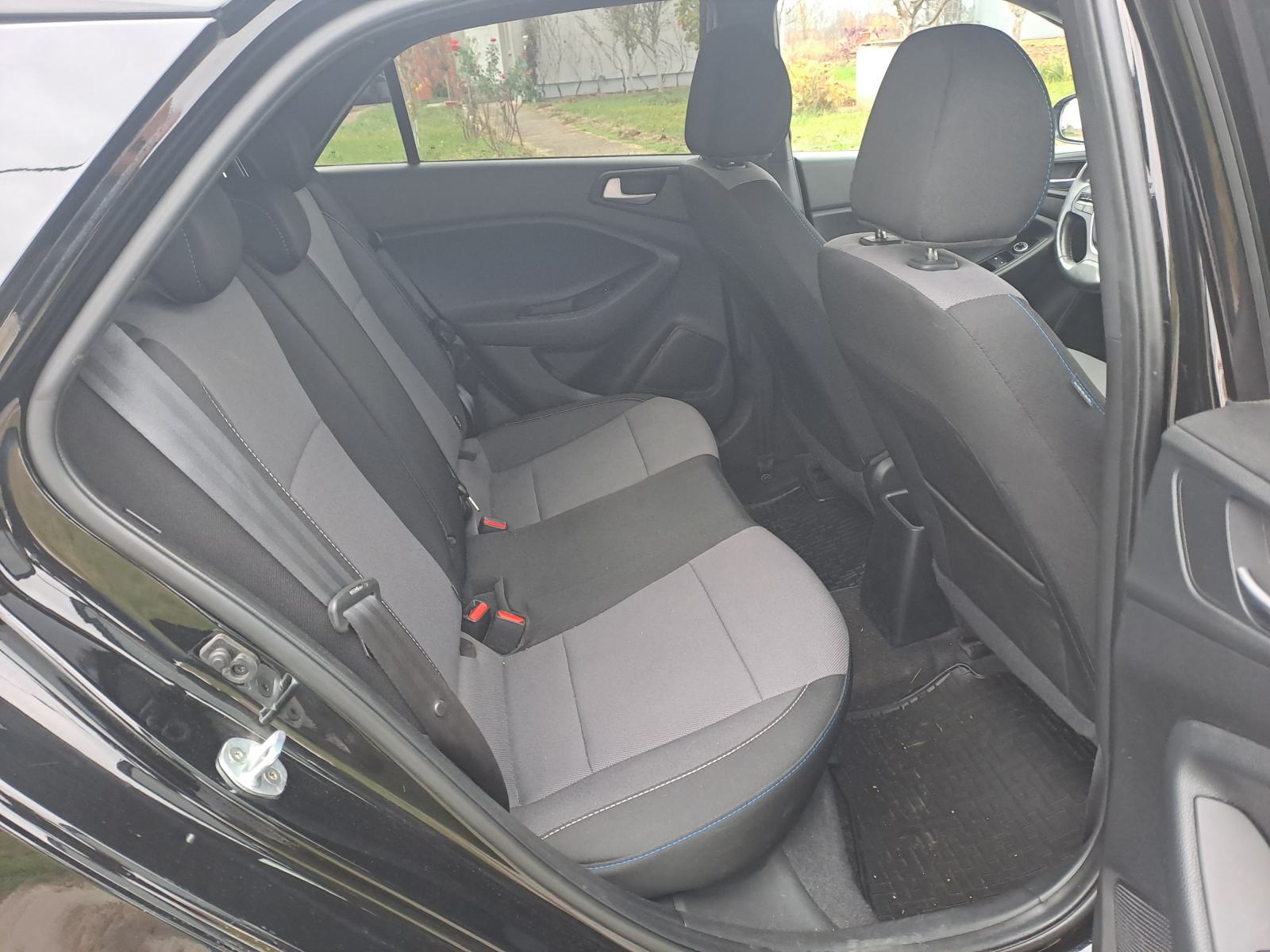 Hyundai i20 1,0 T-GDI-2017gd.md-NAVlGAClJA-climatronic,xenon,alu,KARTl, fotografija 20