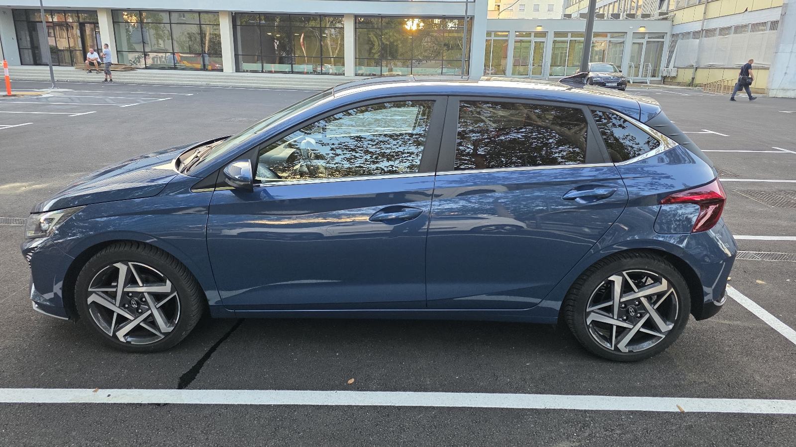 Hyundai i20 1,0 T-GDI automatik, fotografija 4
