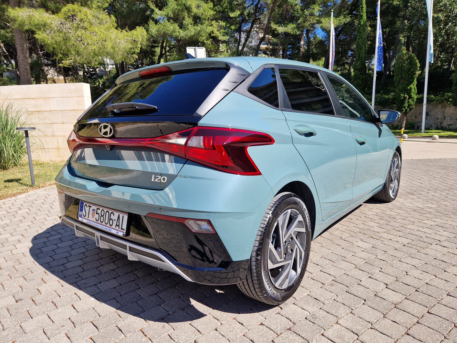 Hyundai i20 1,0 T-GDI VATRENA EDICIJA, fotografija 18