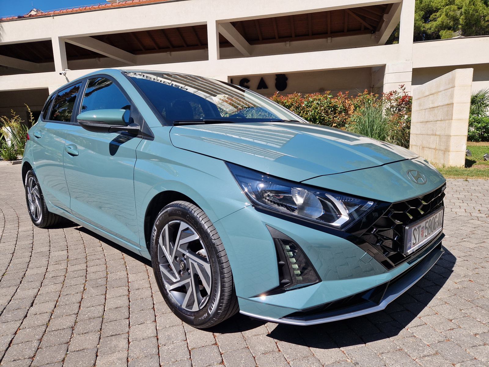 Hyundai i20 1,0 T-GDI VATRENA EDICIJA, fotografija 20