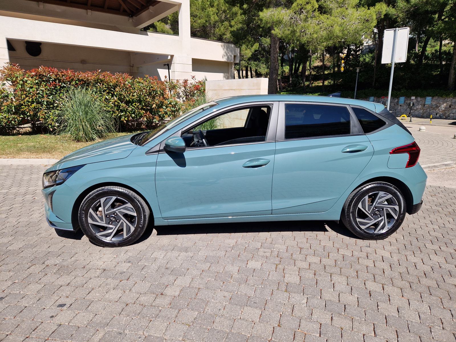 Hyundai i20 1,0 T-GDI VATRENA EDICIJA, fotografija 2