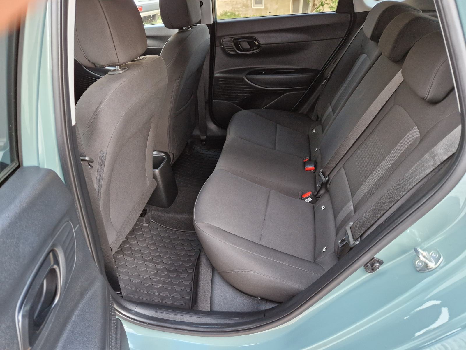 Hyundai i20 1,0 T-GDI VATRENA EDICIJA, fotografija 9