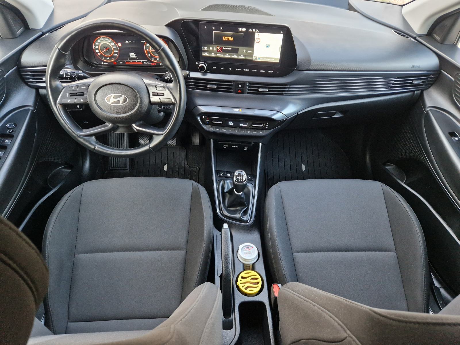 Hyundai i20 1,0 T-GDI VATRENA EDICIJA, fotografija 11