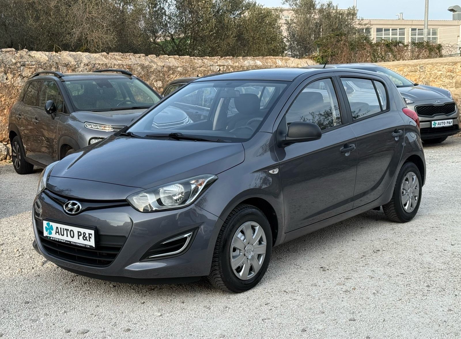 HYUNDAI i20 1.1 CRDi *na ime kupca do registracije*, fotografija 3