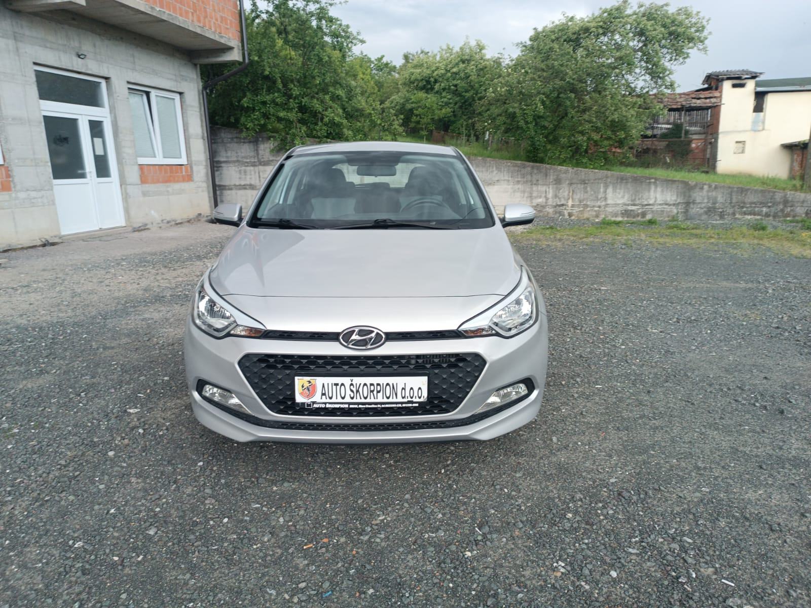 Hyundai i20 1,1 CRDi, fotografija 3
