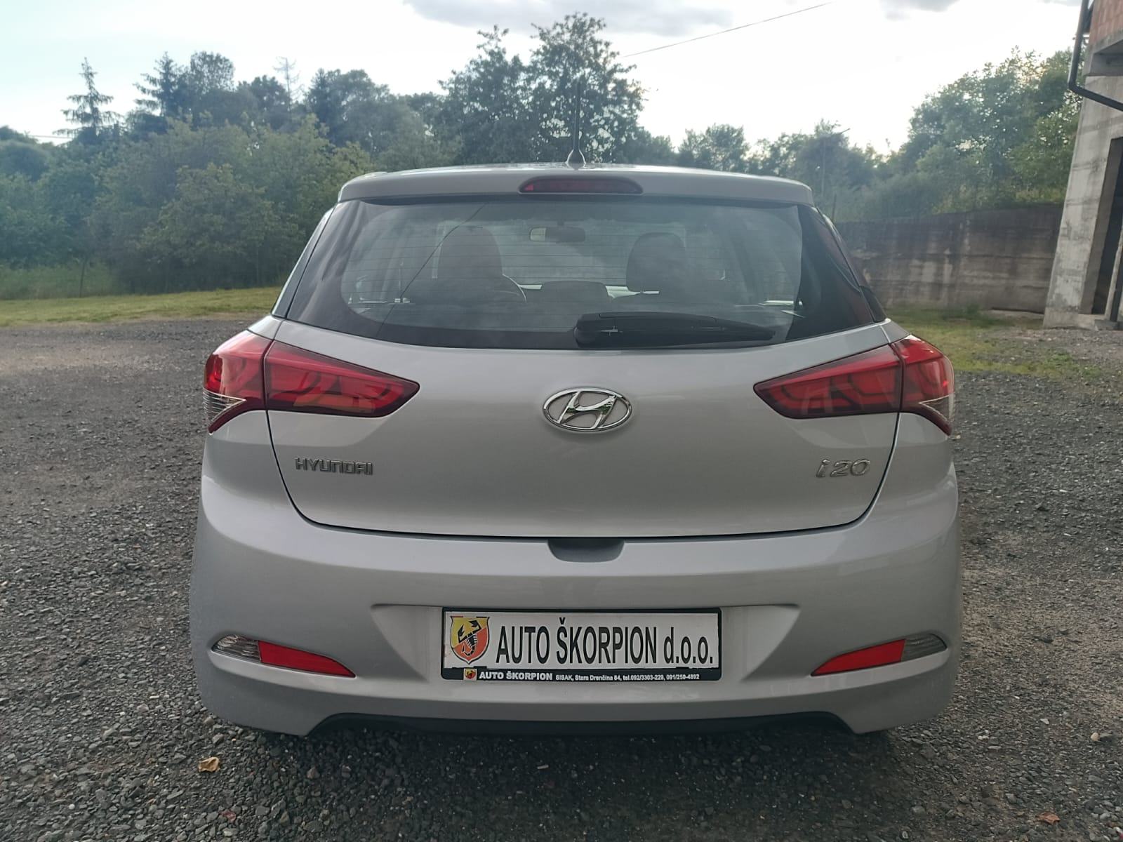 Hyundai i20 1,1 CRDi, fotografija 10