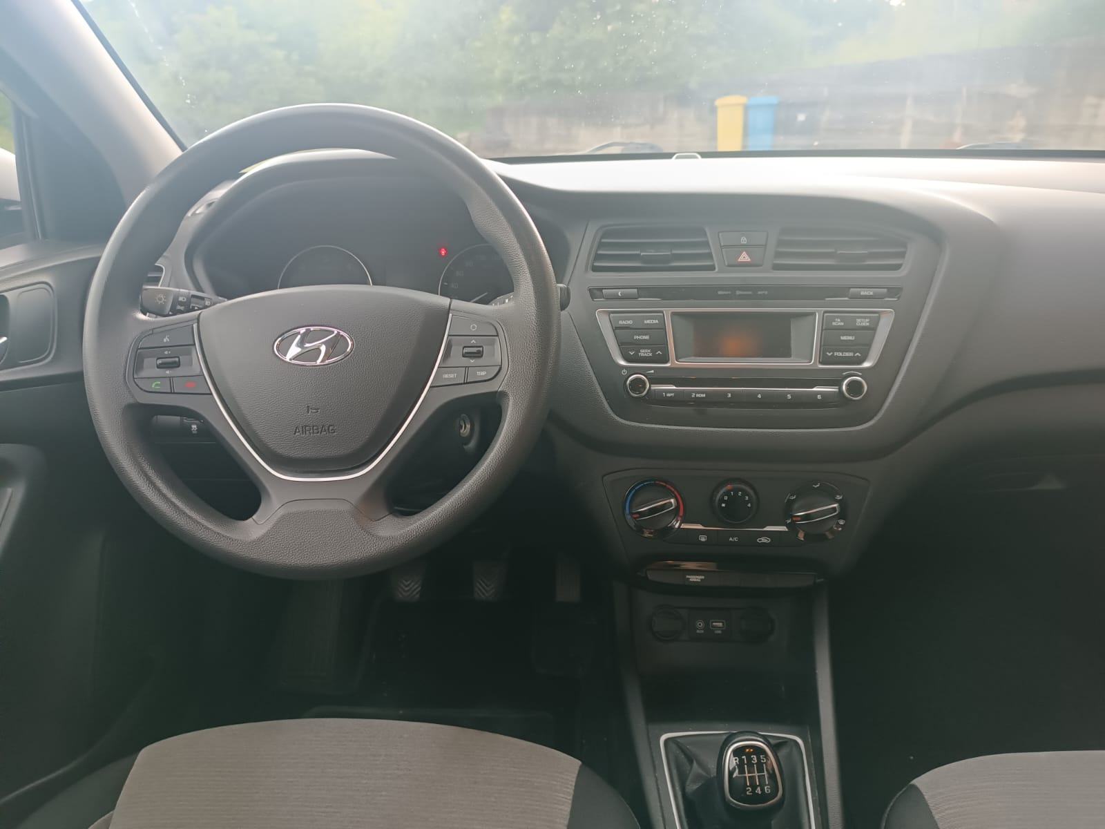 Hyundai i20 1,1 CRDi, fotografija 13